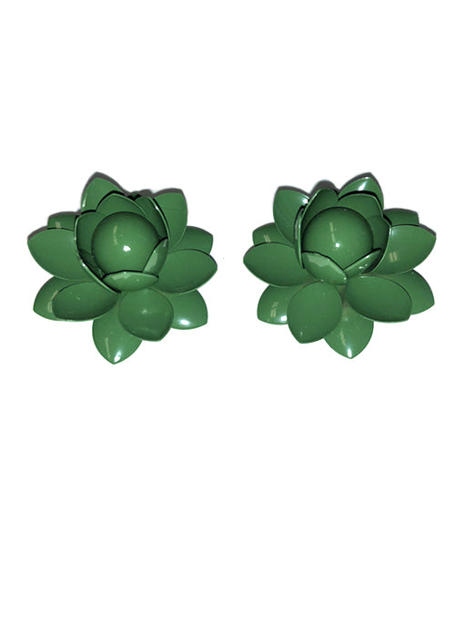green flower earrings